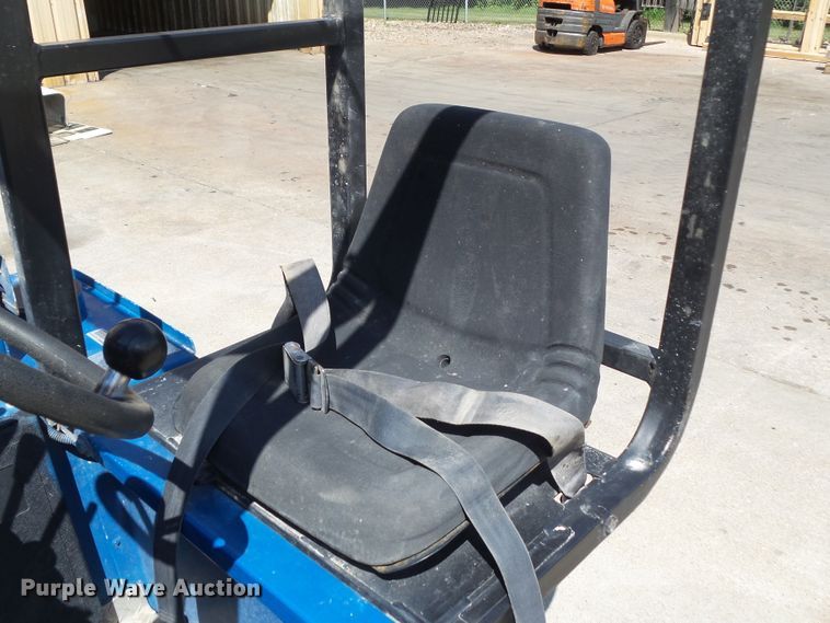 image for item DF0793 1997 Tail Gator 5000AWD forklift