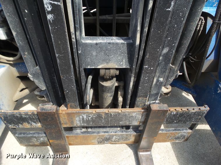 image for item DF0793 1997 Tail Gator 5000AWD forklift