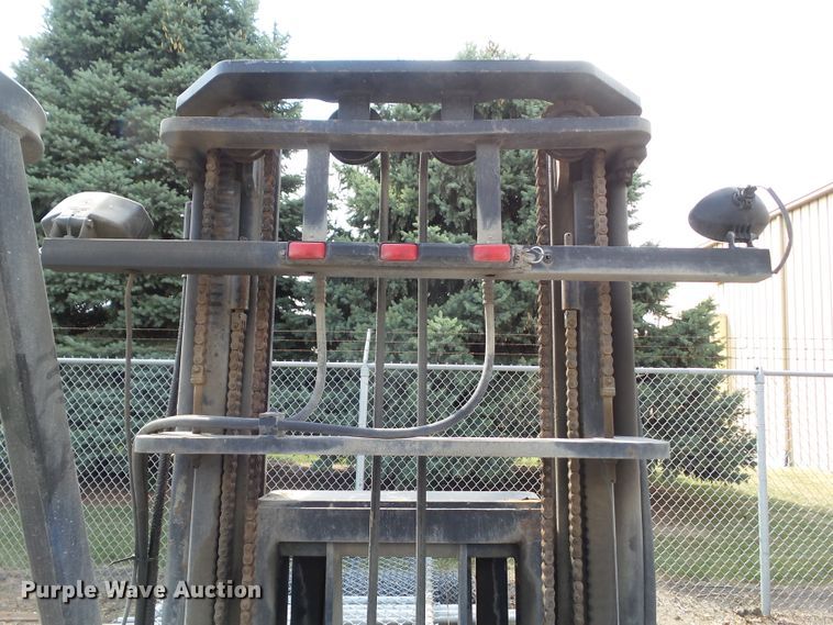 image for item DF0793 1997 Tail Gator 5000AWD forklift