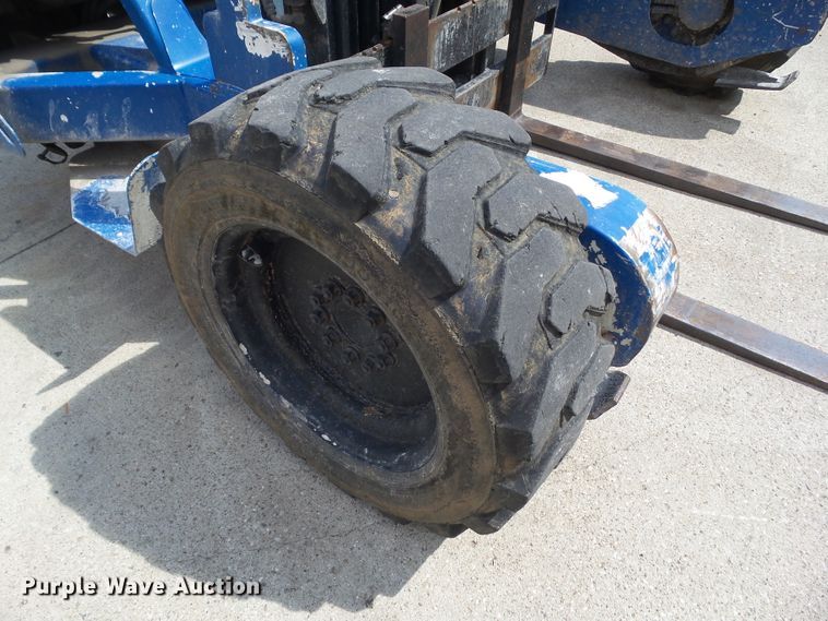 image for item DF0793 1997 Tail Gator 5000AWD forklift