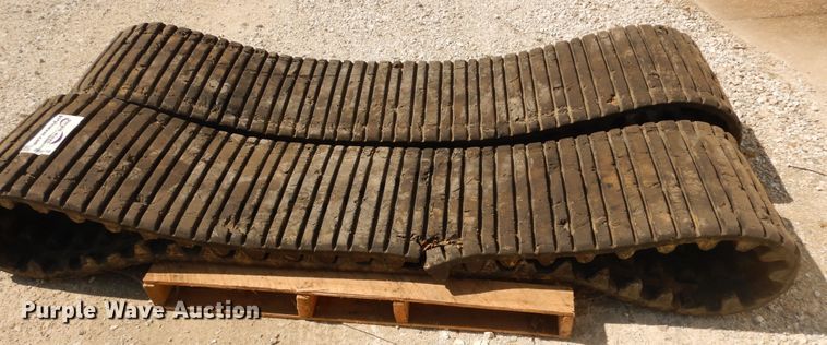 image for item DF6616 2011 Terex PT100G tracks