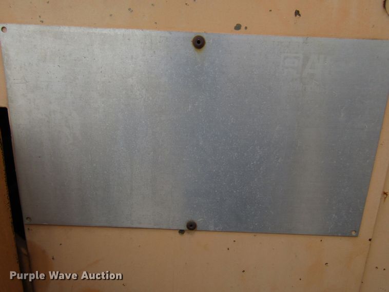 image for item DG1357 1990 International 4900 crane truck