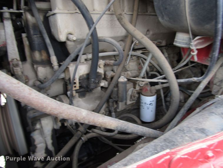 image for item DG1358 1973 International Paystar 5000 pressure digger truck