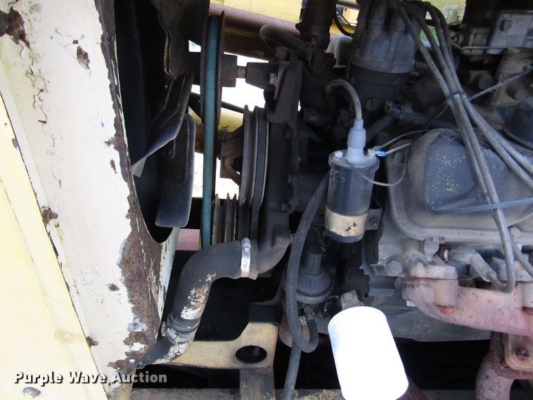 image for item DG1358 1973 International Paystar 5000 pressure digger truck