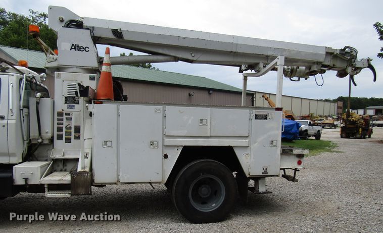 image for item DG1360 1991 Ford F800 digger derrick truck