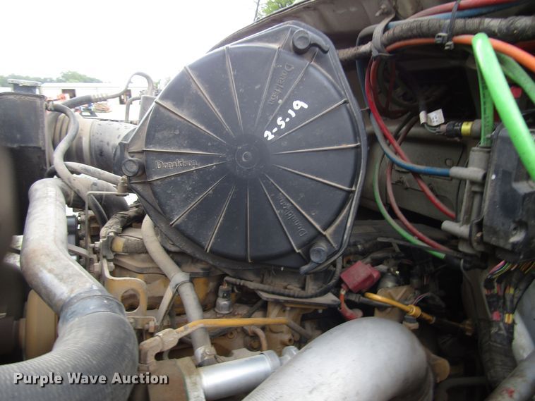 image for item DG1361 2004 Ford F750 Super Duty digger derrick truck