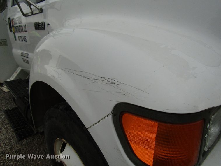 image for item DG1361 2004 Ford F750 Super Duty digger derrick truck