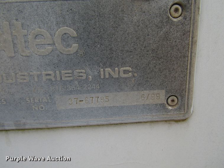 image for item DG1363 1999 Ford F800 digger derrick truck