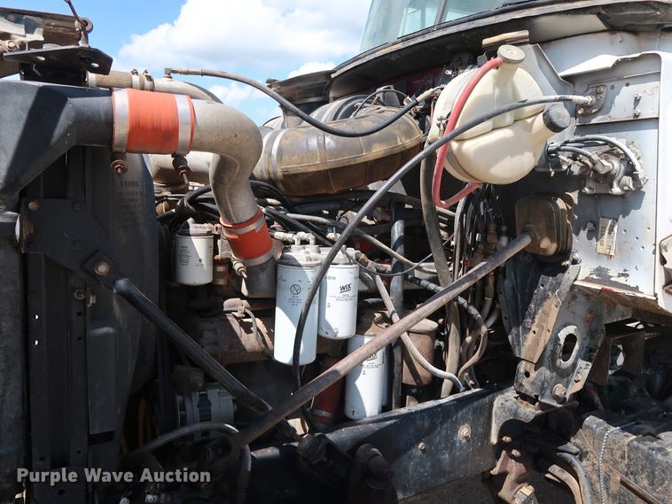 image for item DG3289 1991 Mack CH613 dump truck