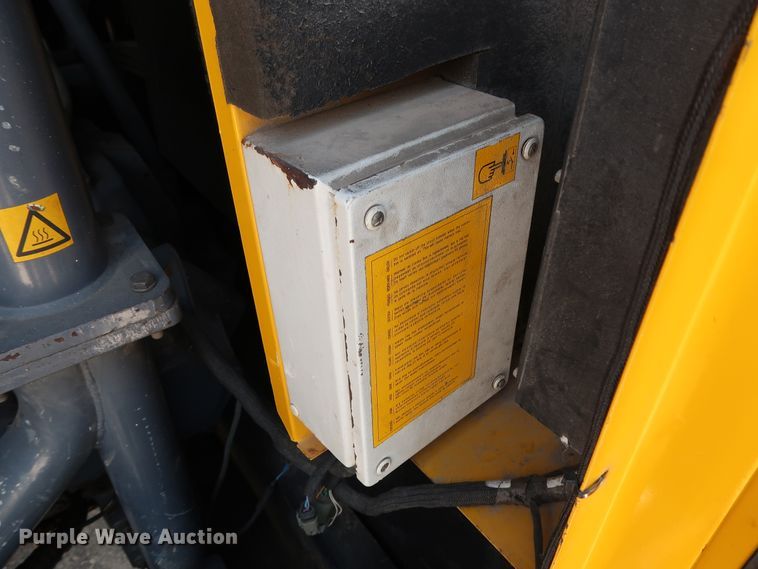 image for item DG4079 2005 Atlas Copco XASE1600 air compressor