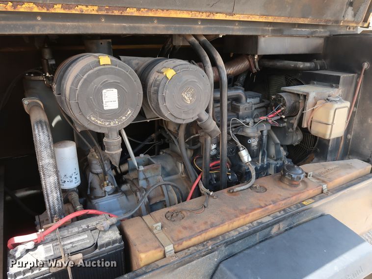 image for item DG4082 2003 Atlas Copco XAS186 air compressor