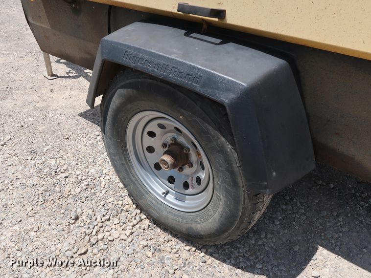 image for item DG4082 2003 Atlas Copco XAS186 air compressor