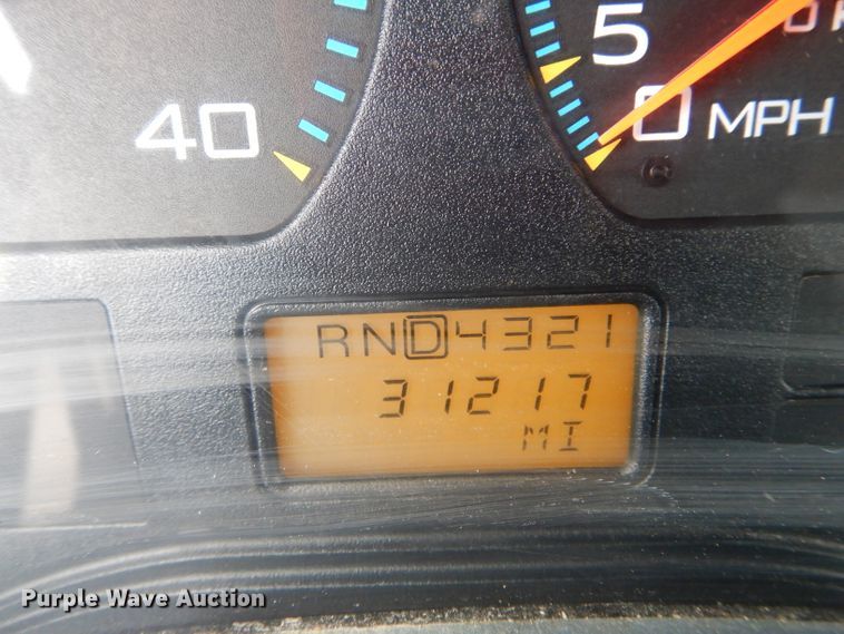 image for item DH6044 2005 International 4400 bucket truck