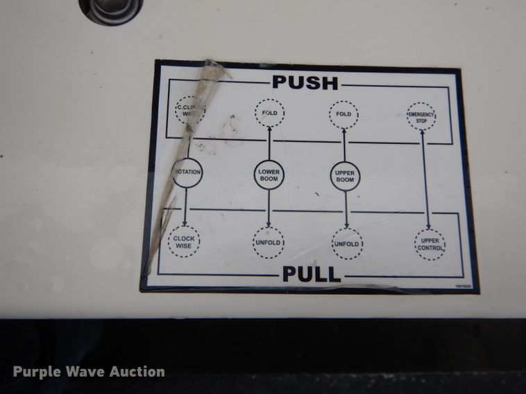 image for item DH6044 2005 International 4400 bucket truck
