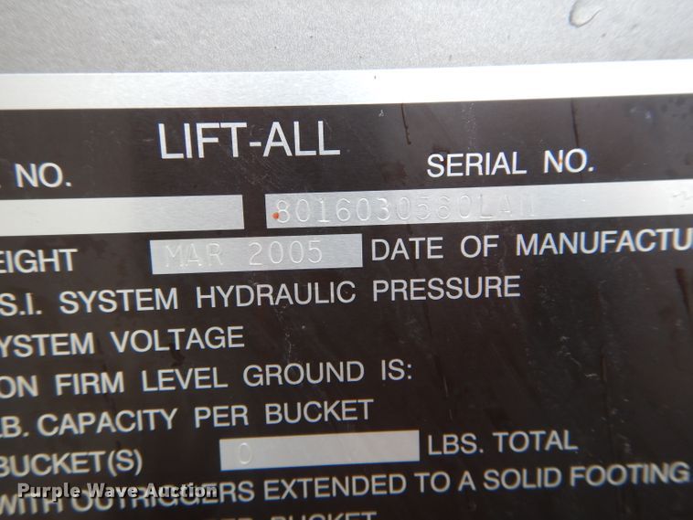 image for item DH6044 2005 International 4400 bucket truck