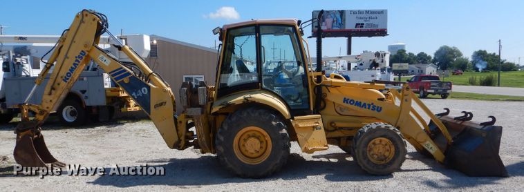 image for item DH6049 2003 Komatsu WB140-2N backhoe