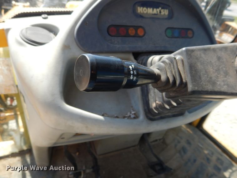 image for item DH6049 2003 Komatsu WB140-2N backhoe