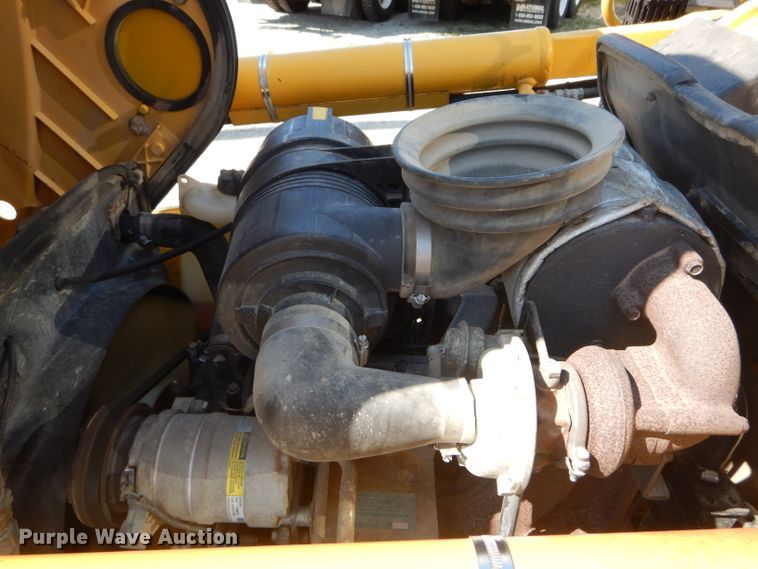 image for item DH6049 2003 Komatsu WB140-2N backhoe