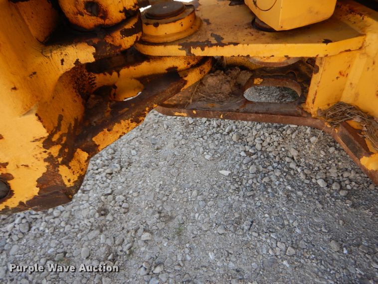 image for item DH6049 2003 Komatsu WB140-2N backhoe