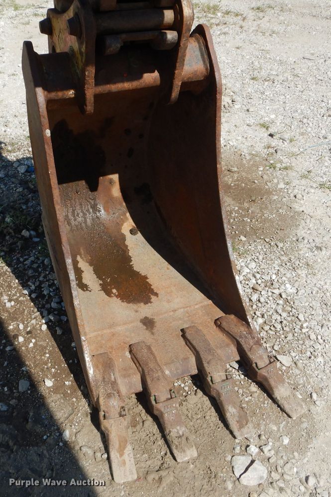 image for item DH6049 2003 Komatsu WB140-2N backhoe