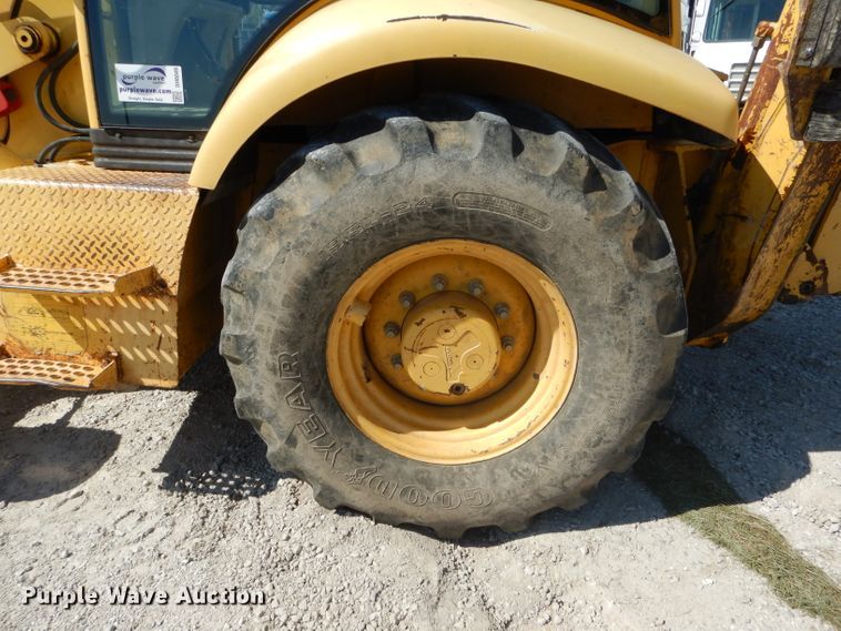 image for item DH6049 2003 Komatsu WB140-2N backhoe