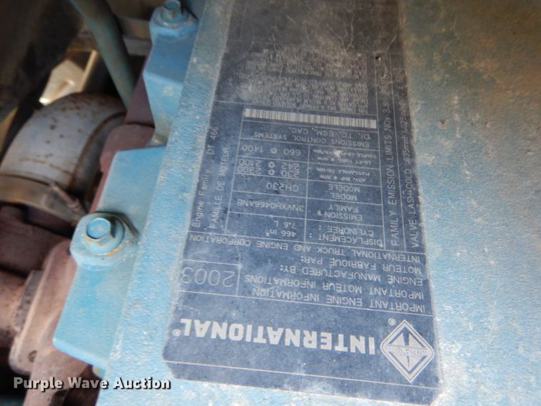 image for item DH6050 2004 International 4400 bucket truck