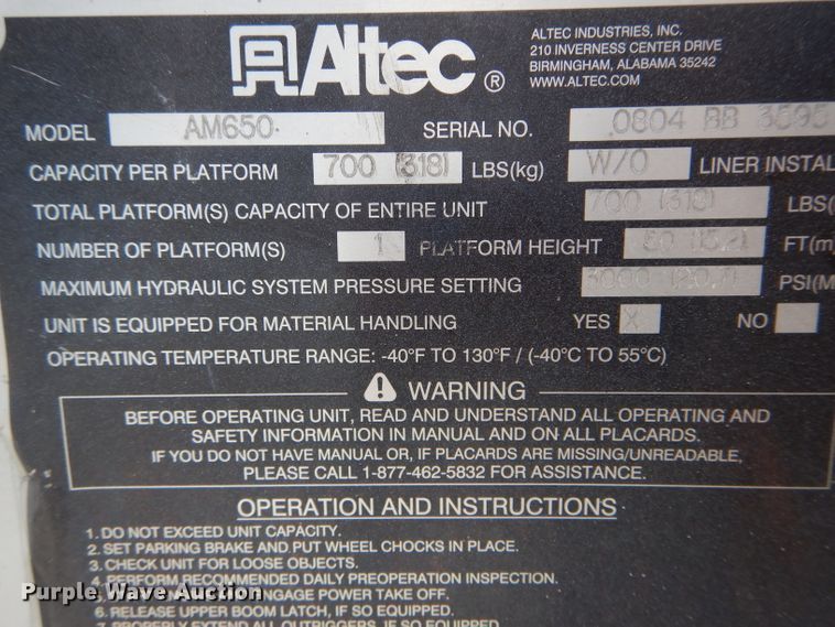 image for item DH6050 2004 International 4400 bucket truck