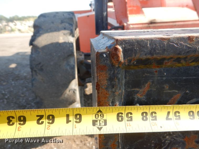 image for item DI2264 2006 SkyTrak 10042 telehandler