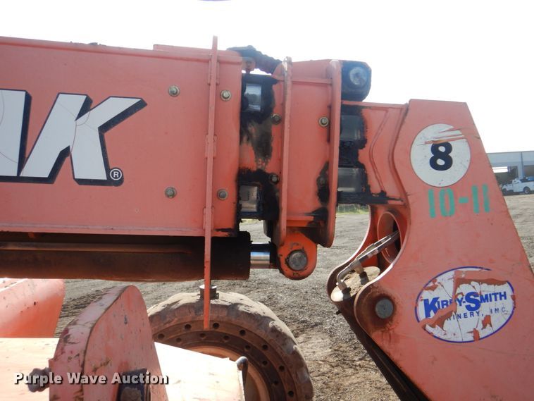 image for item DI2264 2006 SkyTrak 10042 telehandler