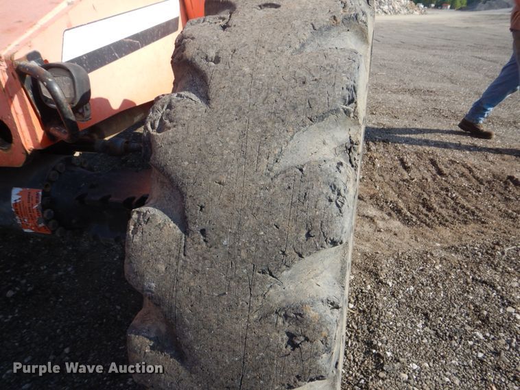 image for item DI2264 2006 SkyTrak 10042 telehandler