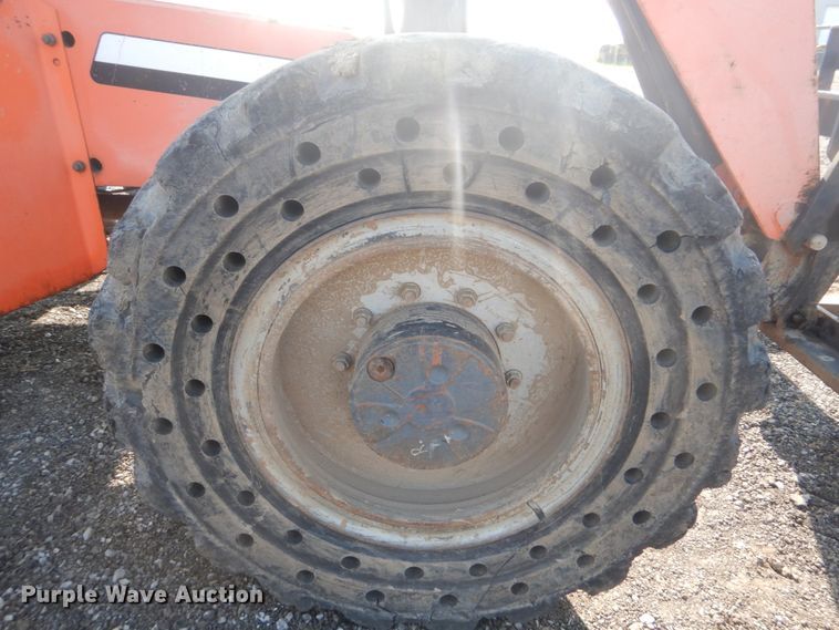 image for item DI2264 2006 SkyTrak 10042 telehandler