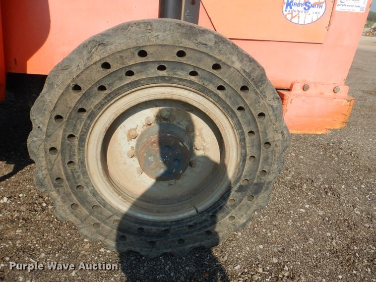 image for item DI2264 2006 SkyTrak 10042 telehandler