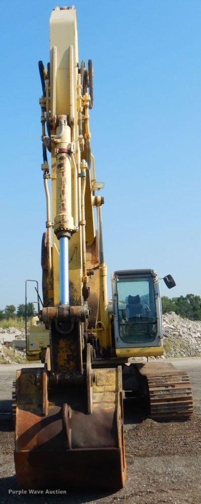 image for item DI2265 2005 Kobelco SK330LC excavator