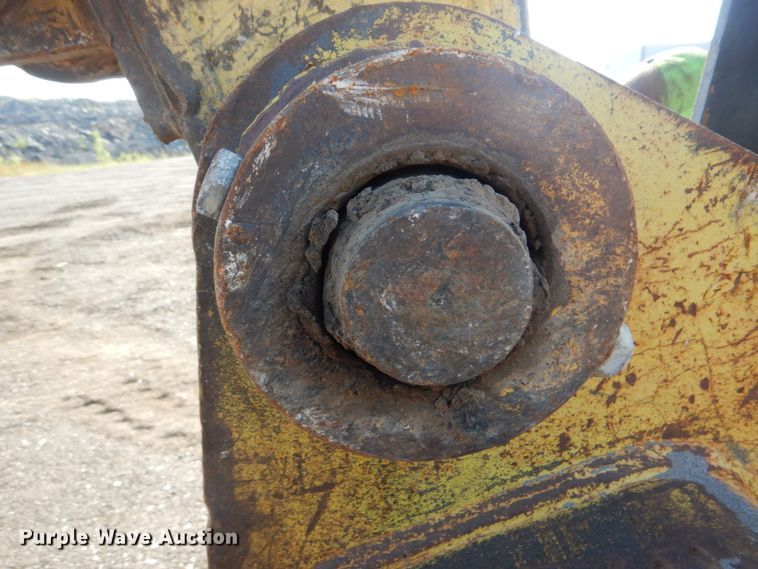 image for item DI2265 2005 Kobelco SK330LC excavator