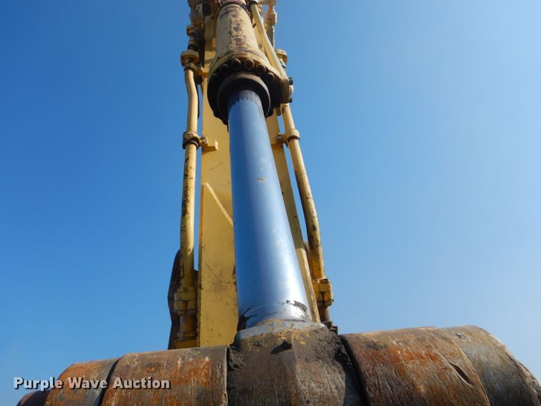 image for item DI2265 2005 Kobelco SK330LC excavator