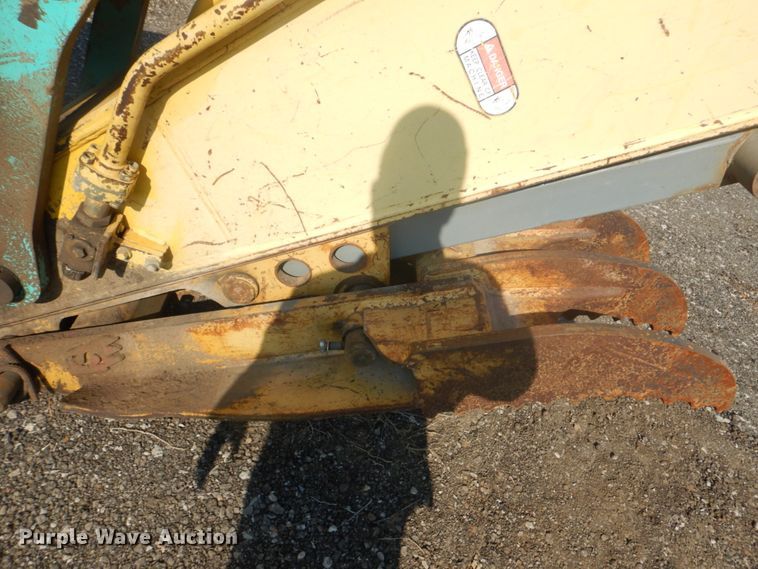 image for item DI2265 2005 Kobelco SK330LC excavator