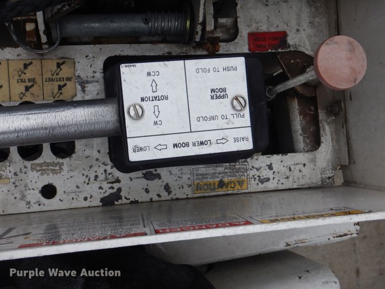 image for item DI2279 2014 Dodge Ram 5500 bucket truck