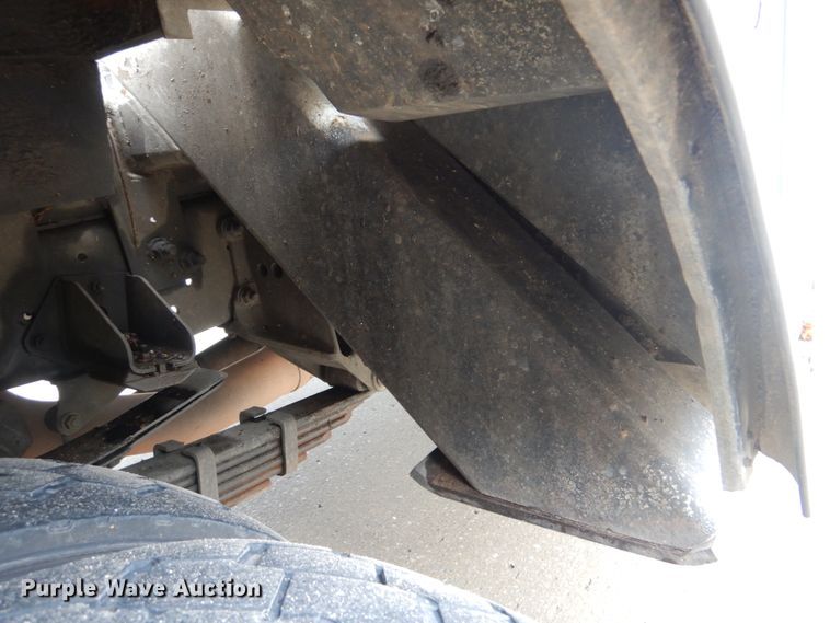 image for item DI2279 2014 Dodge Ram 5500 bucket truck