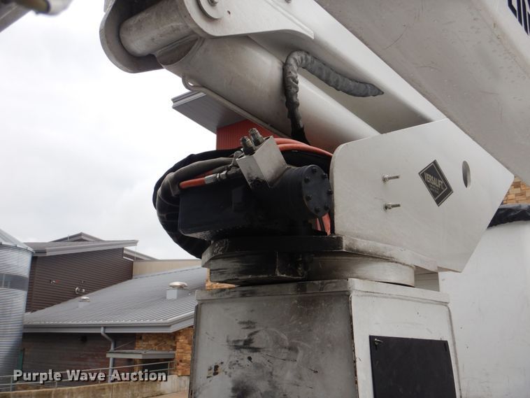 image for item DI2279 2014 Dodge Ram 5500 bucket truck