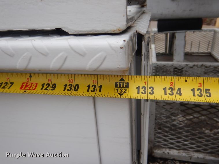 image for item DI2279 2014 Dodge Ram 5500 bucket truck