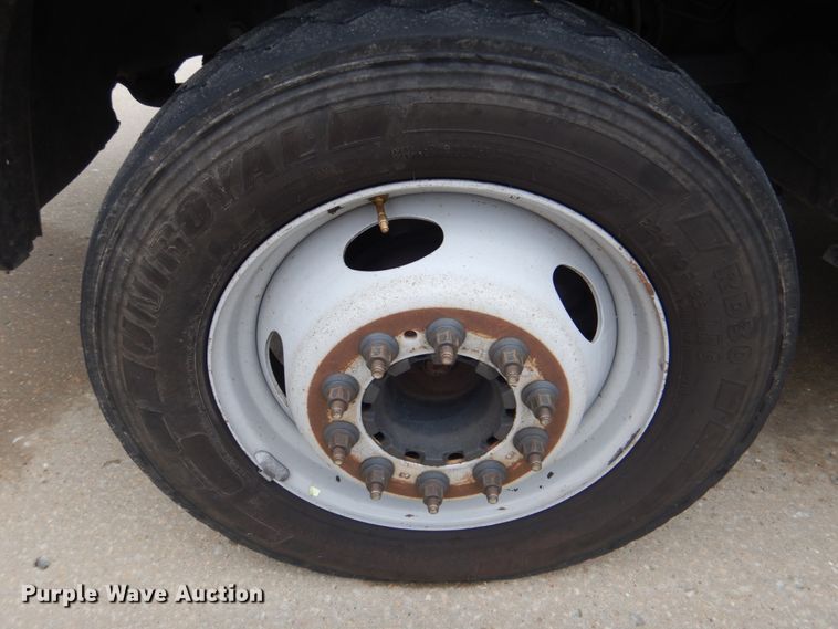 image for item DI2279 2014 Dodge Ram 5500 bucket truck