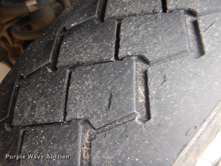 image for item DI2279 2014 Dodge Ram 5500 bucket truck