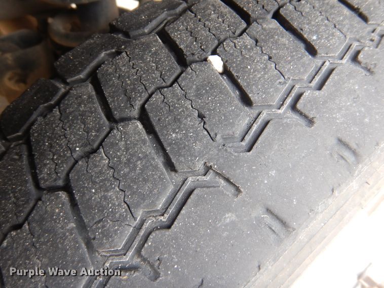 image for item DI2279 2014 Dodge Ram 5500 bucket truck