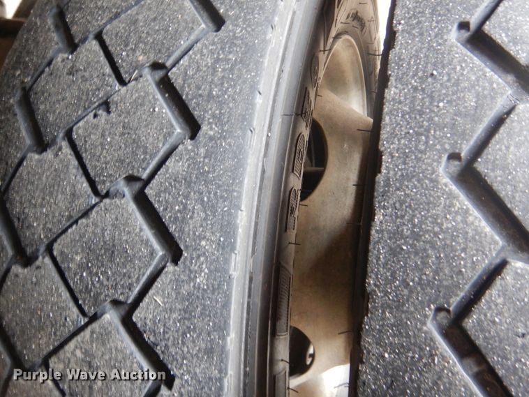 image for item DI2279 2014 Dodge Ram 5500 bucket truck