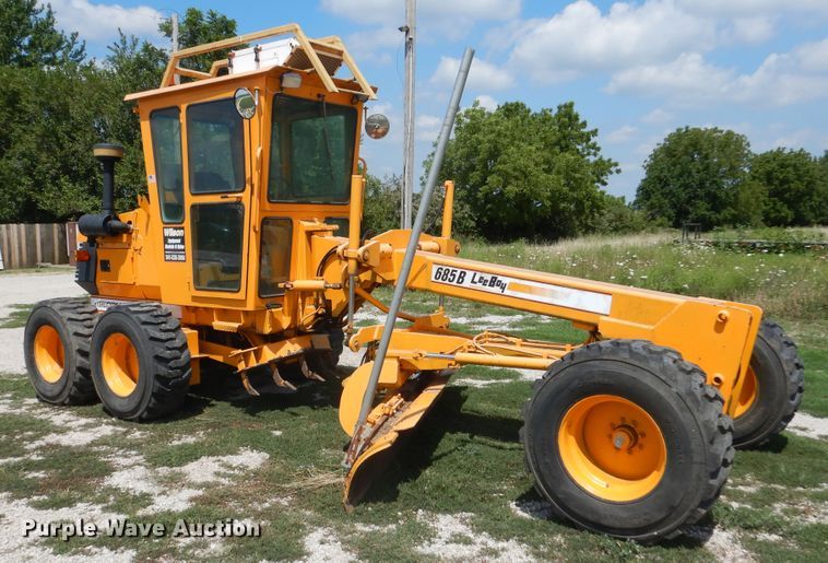 image for item DY9846 2000 LeeBoy 685B motor grader