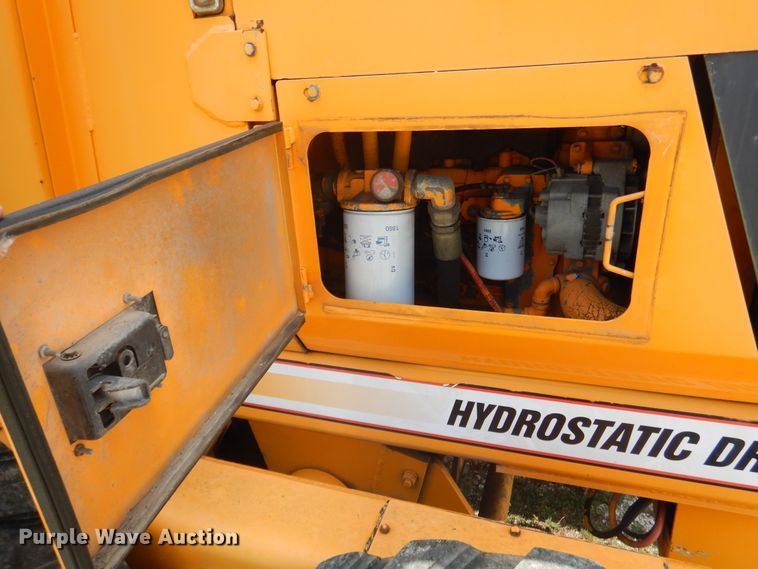 image for item DY9846 2000 LeeBoy 685B motor grader