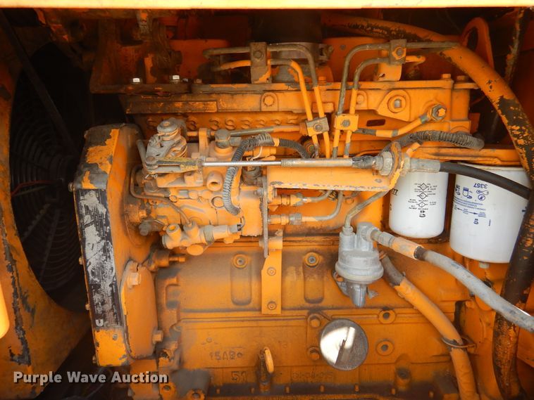 image for item DY9846 2000 LeeBoy 685B motor grader