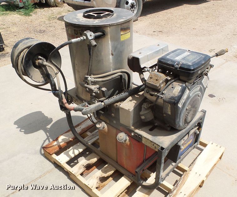 image for item EQ9164 Hydrovex pressure washer