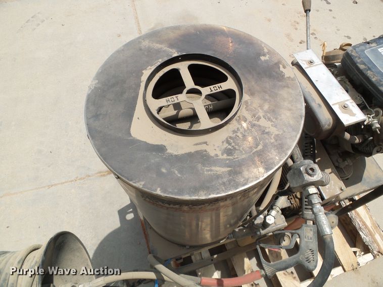 image for item EQ9164 Hydrovex pressure washer