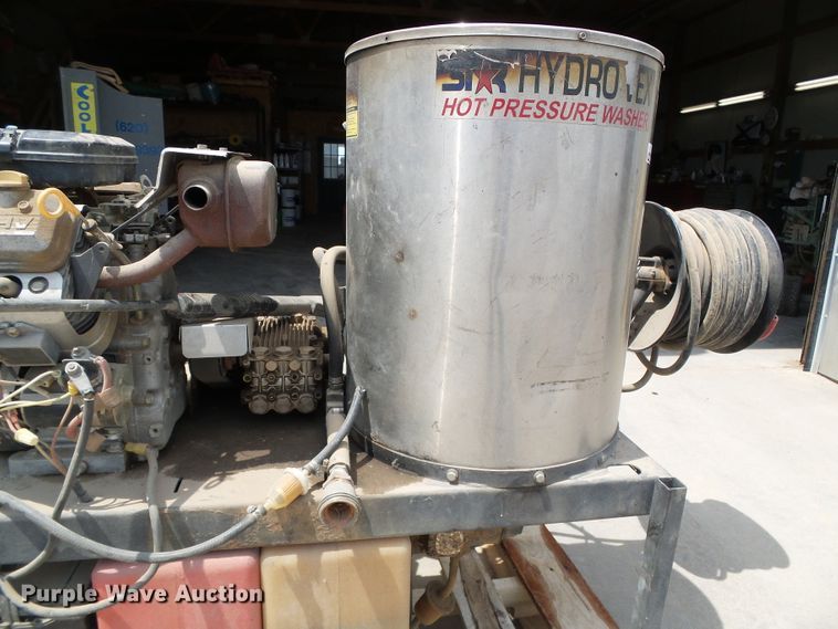 image for item EQ9164 Hydrovex pressure washer